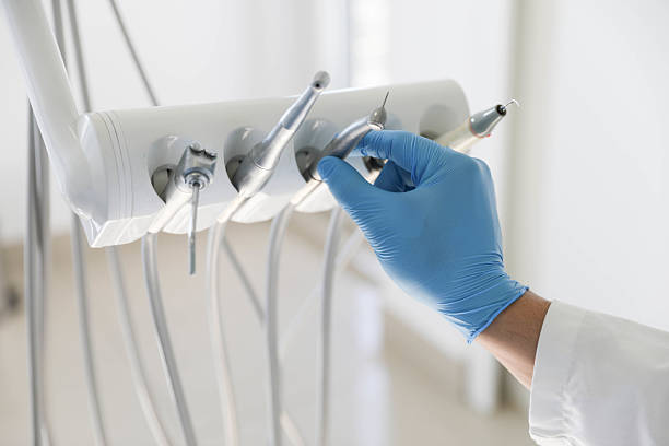 Professional Emergency Dentist technician working in Prague, OK
